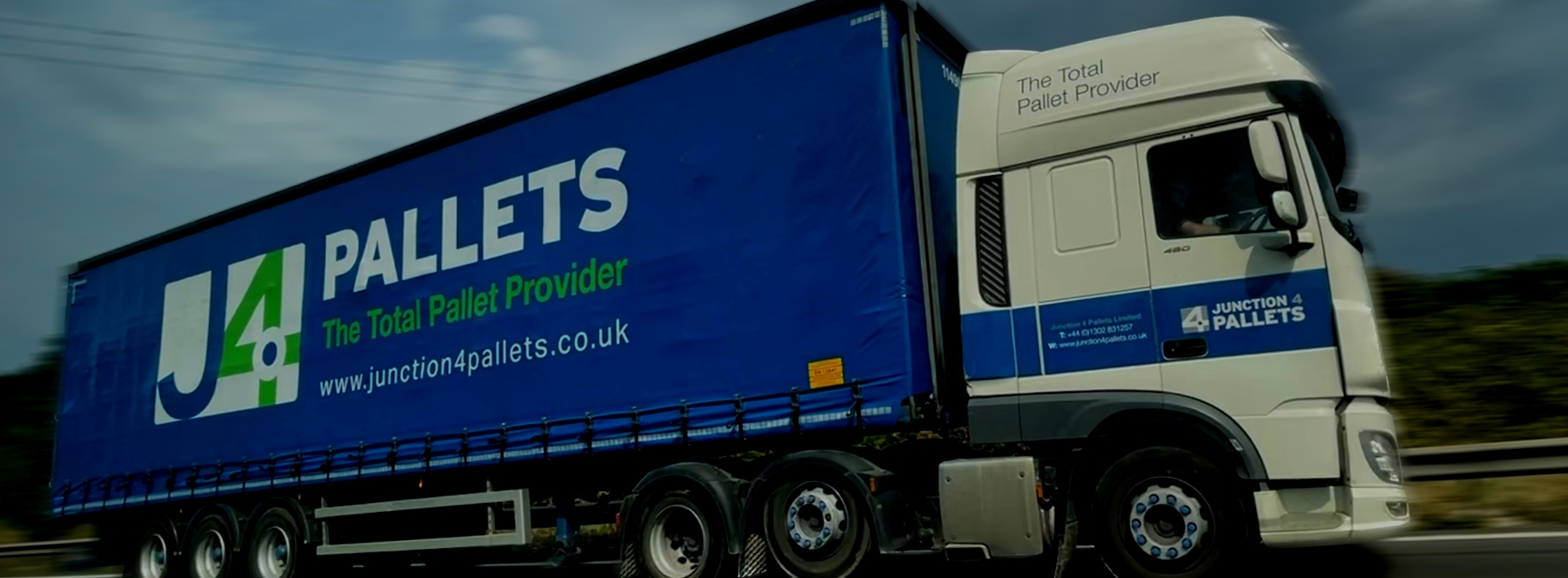 Junction 4 Pallets Wagon